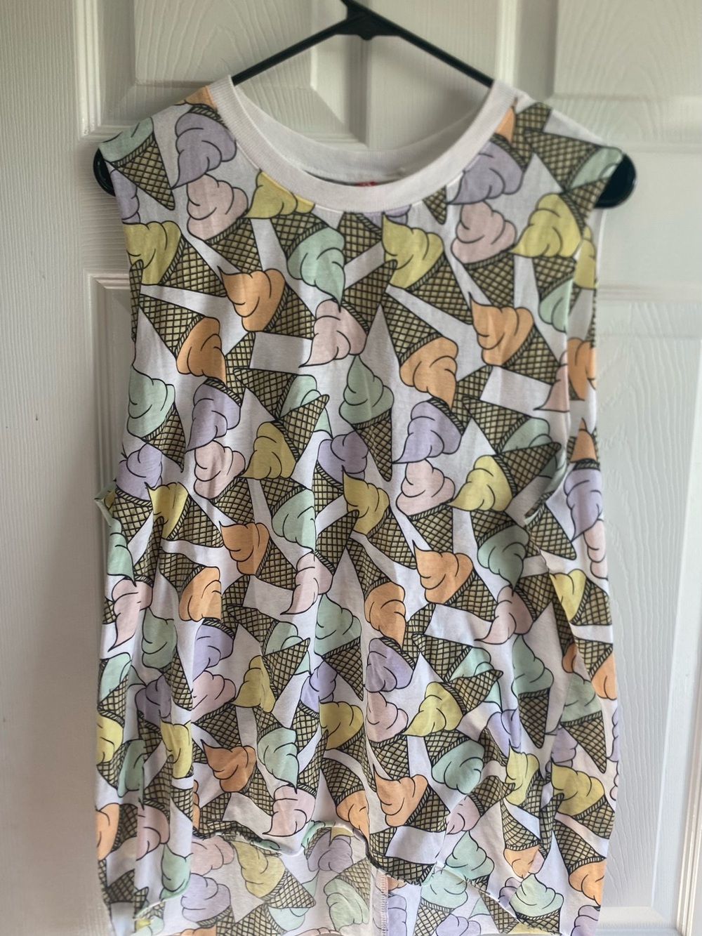 H&M White Tee with Pastel Ice Cream Print